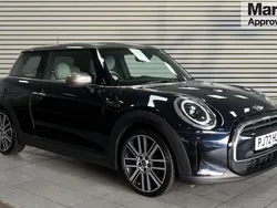 Enigmatic black metallic Used 2022 Mini Cooper Exclusive Hatchback | £18,085 (Fair price)