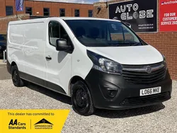 White Used 2016 Vauxhall Vivaro Van | £8,490 (Fair price)