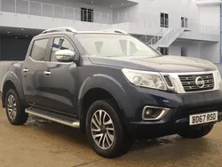 Cayman blue Used 2018 Nissan Navara Tekna Pickup | £12,870 (Super price)