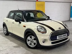 White Used 2015 Mini Cooper Hatch Hatchback | £5,295 (Fair price)
