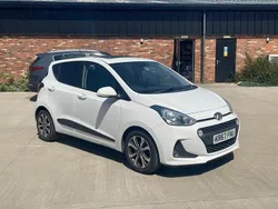 White Used 2017 Hyundai i10 Premium SE Hatchback | £5,995 (Fair price)