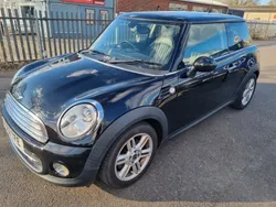Black Used 2012 Mini Cooper D Hatch Hatchback | £5,995