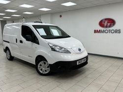 White Used 2015 Nissan e-NV200 Acenta Van | £6,495 (Fair price)