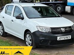 Used 2017 Dacia Sandero Acces | £3,995 (Fair price)
