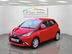 Red Used 2015 Toyota Aygo x-press Hatchback | £4,995 (Fair price)