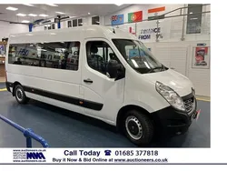 White Used 2017 Renault Master Business Van | £7,530 (Super price)