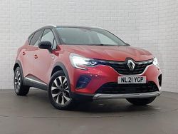 Red Used 2021 Renault Captur Version S SUV | £15,498 (Fair price)