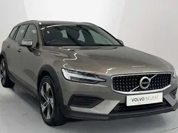Used 2022 Volvo V60 CC Estate | £31,801 (Fair price)