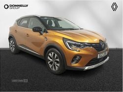 Orange/black Used 2020 Renault Captur Version S SUV | £10,385 (Fair price)