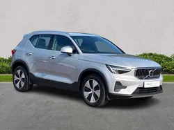 Used 2022 Volvo XC40 Core SUV | £23,499 (Fair price)