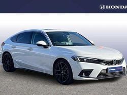 White Used 2022 Honda Civic Advance | £24,695 (Fair price)