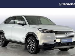 Sunlight white Used 2025 Honda HR-V Advance SUV | £27,695 (Expensive)