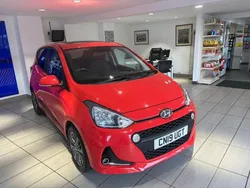 Red Used 2019 Hyundai i10 Premium SE Hatchback | £10,991 (Fair price)