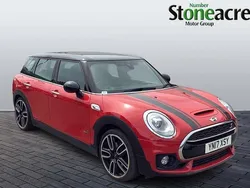 Red Used 2017 Mini Cooper Clubman Estate | £11,300 (Fair price)
