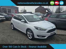 White Used 2015 Ford Focus Zetec Hatchback | £6,686 (Fair price)