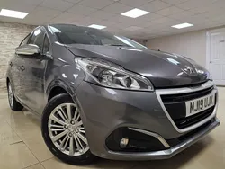 Grey Used 2019 Peugeot 208 Signature Sky Hatchback | £4,995 (Good price)