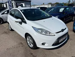 White Used 2013 Ford Fiesta Zetec Hatchback | £3,795 (Fair price)