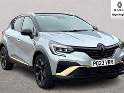 Grey/black Used 2023 Renault Captur Engineered SUV | £18,704 (Fair price)