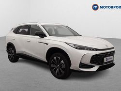 White Used 2025 MG HS Trophy SUV | £22,499 (Expensive)