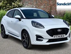 Frozen white (standard paint) Used 2024 Ford Puma Hatchback | £21,100 (Fair price)