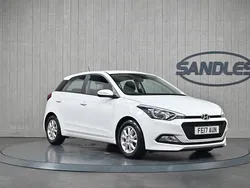 White Used 2017 Hyundai i20 SE Hatchback | £6,999 (Fair price)