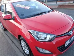 Red Used 2013 Hyundai i20 Active Hatchback | £4,475 (Fair price)