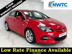Red Used 2015 Vauxhall Astra Hatchback | £6,295 (Fair price)