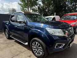 Blue Used 2017 Nissan Navara Tekna Pickup | £10,790 (Fair price)