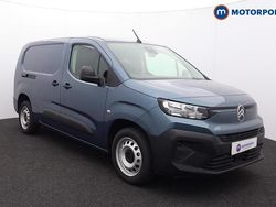 Blue New 2025 Citroën Berlingo MPV | £17,199 (Good price)