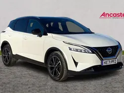 White Used 2022 Nissan Qashqai Tekna SUV | £19,475 (A bit pricey)