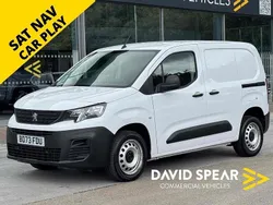 White Used 2023 Peugeot Partner Premium MPV | £12,990 (Good price)