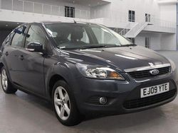 Grey Used 2009 Ford Focus Zetec Hatchback | £2,500 (Expensive)