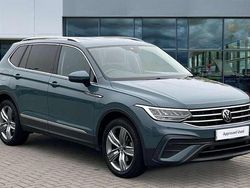 Blue Used 2022 VW Tiguan Allspace Life SUV | £23,105 (Fair price)