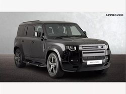 Santorini black Used 2025 Land Rover Defender HSE Dynamic SUV | £79,695