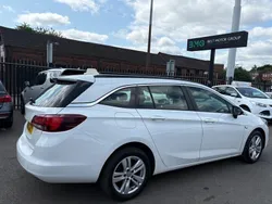 White Used 2019 Vauxhall Astra S Estate | £3,999 (Good price)