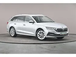 Brilliant silver metallic Used 2023 Skoda Octavia SE L Estate | £24,376 (Fair price)