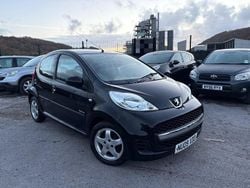 Black Used 2009 Peugeot 107 Hatchback | £1,999 (Good price)