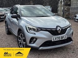 Grey/black Used 2020 Renault Captur Version S SUV | £11,950 (Fair price)