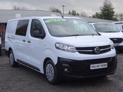 White Used 2022 Vauxhall Vivaro Van | £14,885 (Expensive)