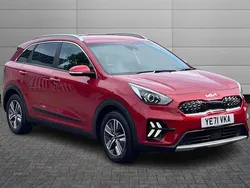 Runway red Used 2021 Kia Niro 2 SUV | £17,490 (Fair price)