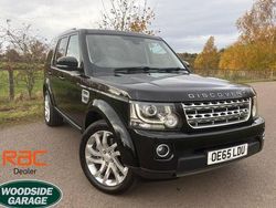 Black Used 2015 Land Rover Discovery 4 HSE SUV | £15,995 (Fair price)