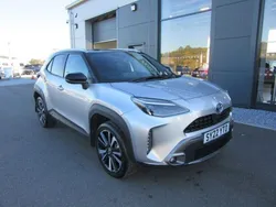 Silver Used 2022 Toyota Yaris Hybrid Edition SUV | £25,995 (Expensive)
