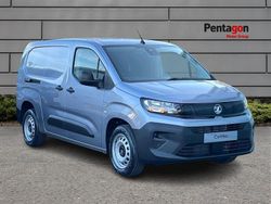 Quartz silver New 2025 Vauxhall Combo S MPV | £16,990 (Fair price)