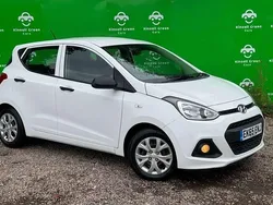 White Used 2015 Hyundai i10 Hatchback | £4,999 (Fair price)
