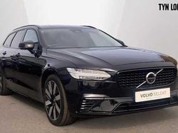 Black Used 2025 Volvo V90 Plus Estate | £39,980 (Expensive)