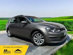 Grey Used 2015 VW Golf VII SE Estate | £4,495 (Fair price)