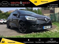 Black Used 2017 Renault Clio IV Dynamique Hatchback | £6,455 (Fair price)