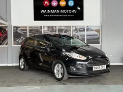 Black Used 2016 Ford Fiesta Zetec Hatchback | £4,475 (Good price)