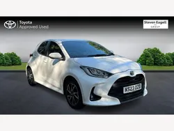 White Used 2023 Toyota Yaris Hybrid Design Hatchback | £16,042 (Fair price)