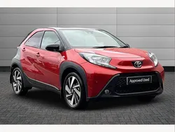 Chilli red with black Used 2025 Toyota Aygo Hatchback | £15,250 (Fair price)